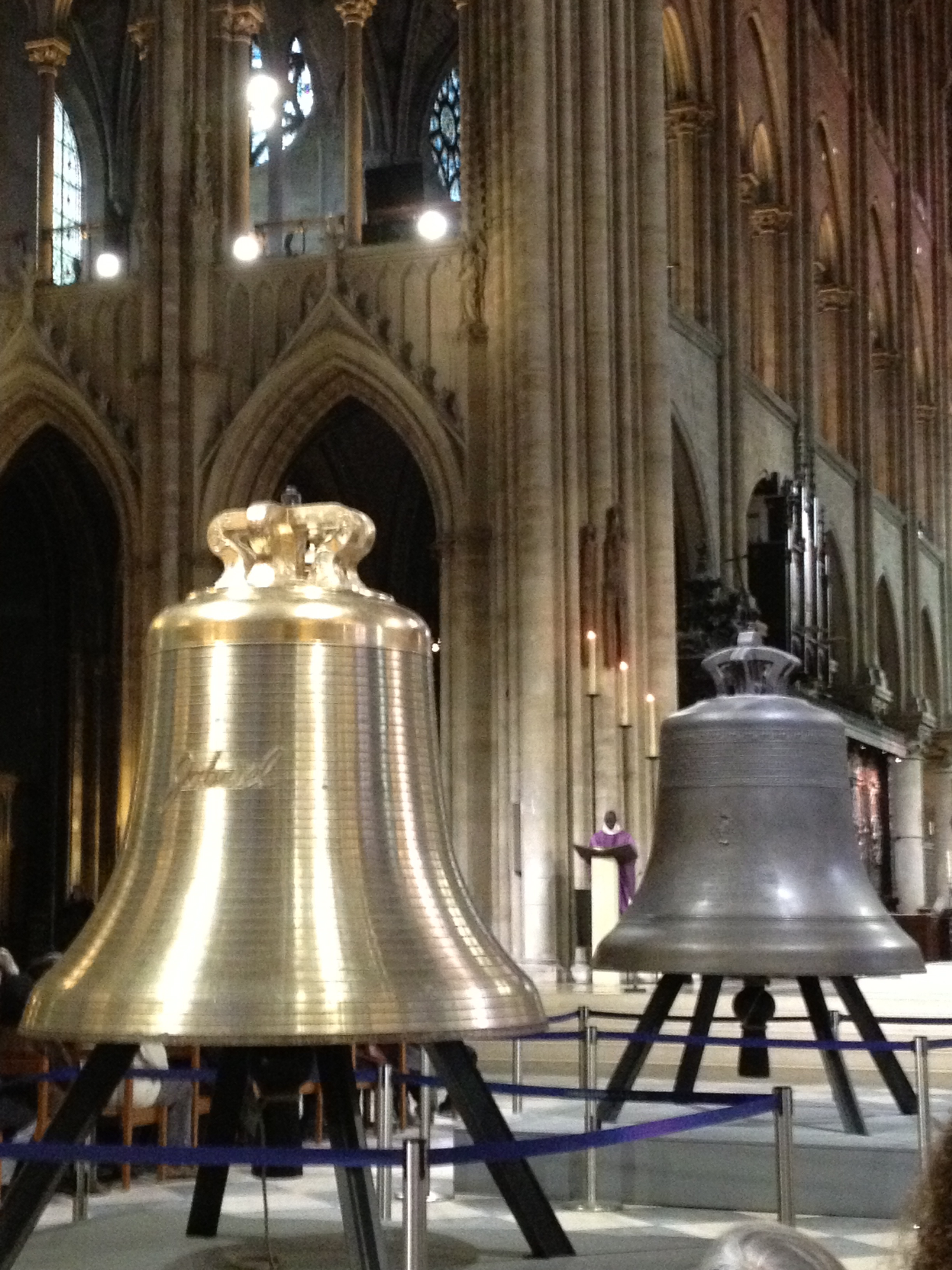 Joan&#39;s Personalized Paris » Blog Archive » New Bells for Notre-Dame